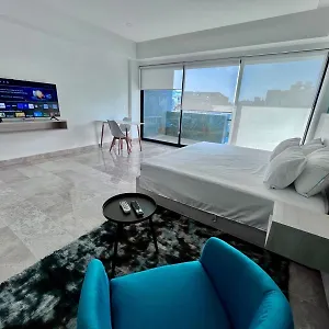 Apartamento 1 Bd Location! Gym, Pool